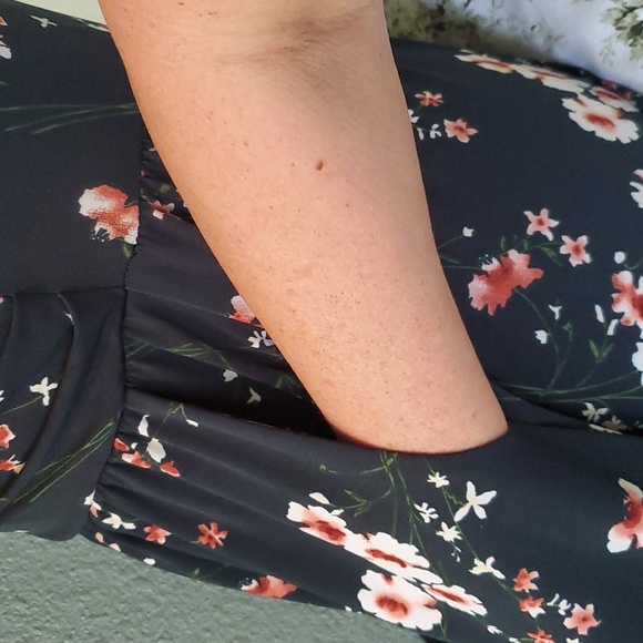 Women's capris jumpsuit with deep pockets Dark Green - Picture 6 of 6